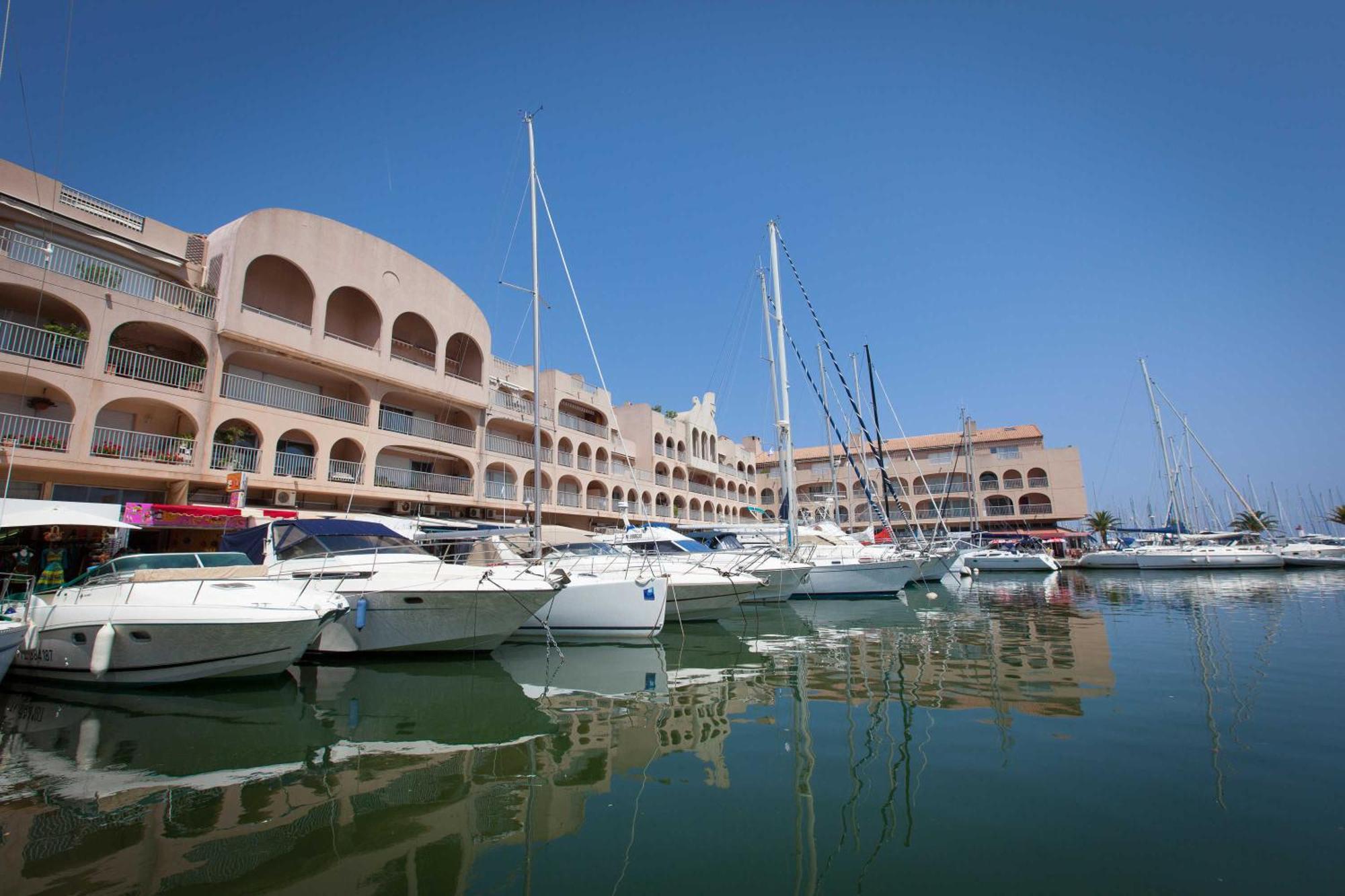 Port De L'etoile Marine * Hyères